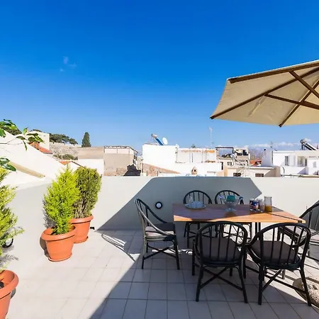 Otto - Spacious Old Town House